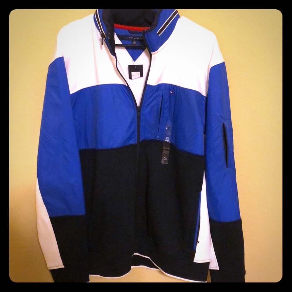 Tommy Hilfiger jacket (NEVER BEEN WORN)